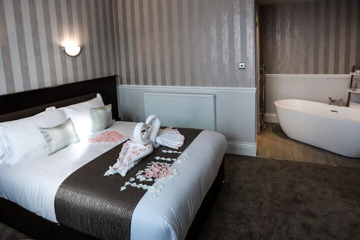 Room 10 of 52