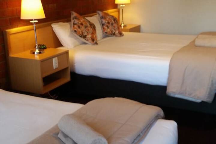 Room 13 of 47