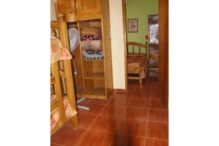 Room 3 of 16