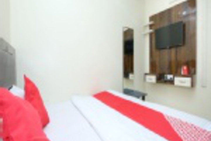 Room 168 of 407