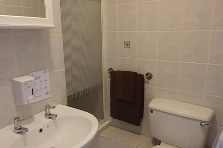 Room 17 of 22