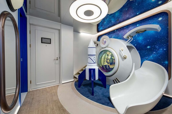 Hotel Interior 58 of 133