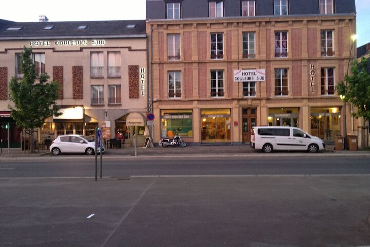 Couleurs Sud in Charleville-Mezieres