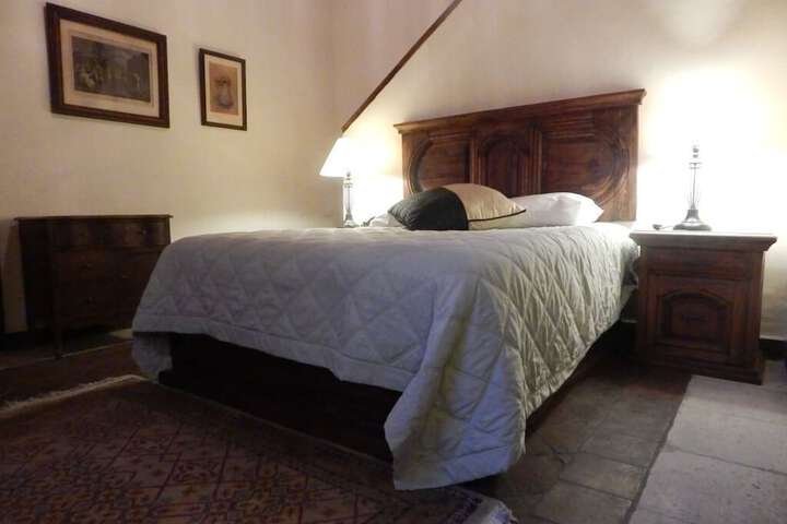 Room 5 of 34