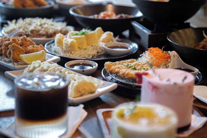Dining 53 of 67