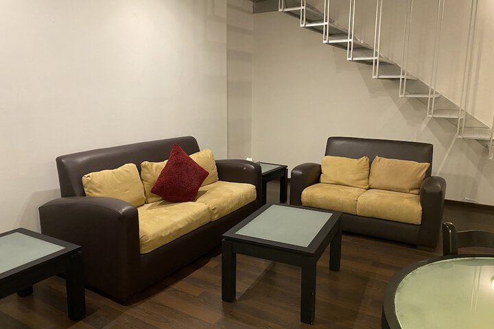 Room 35 of 61