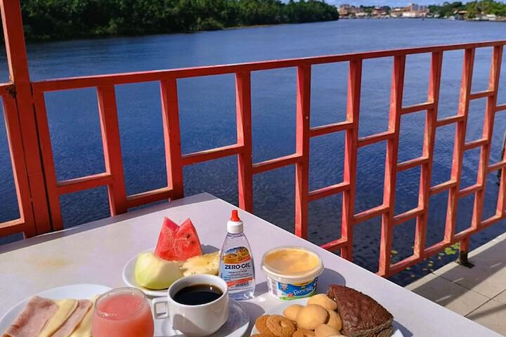 Breakfast/Coffee Service 48 of 72
