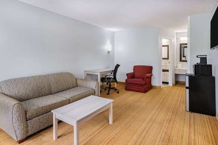 2 Double Beds (2 of 12)