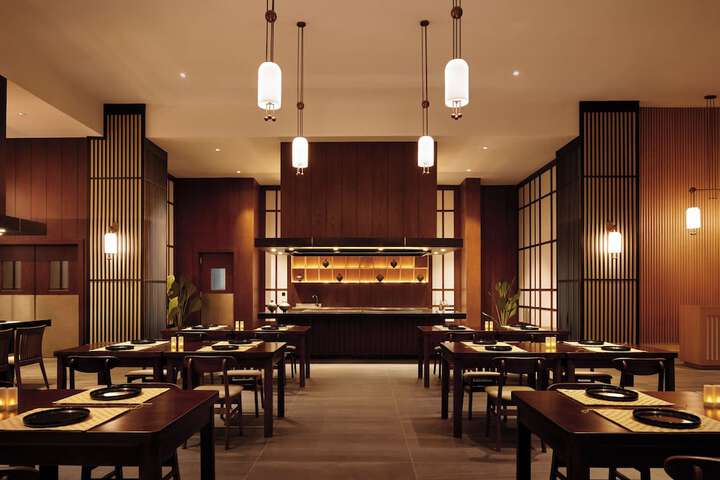 Dining 29 of 39