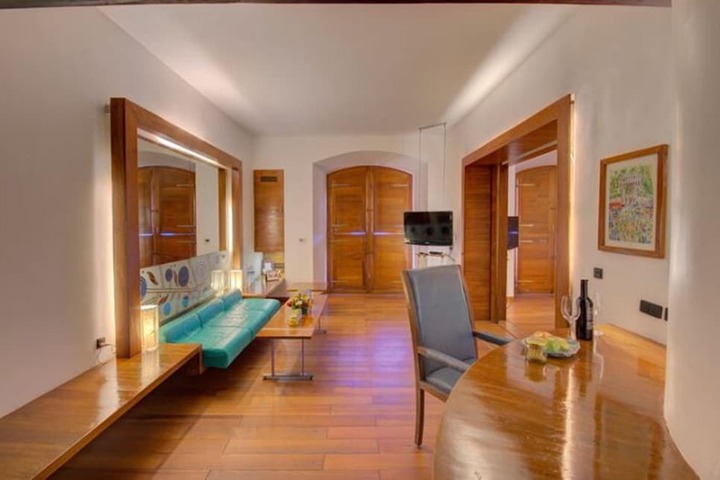 Room 22 of 70