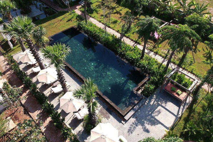 Pool 73 of 89