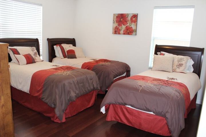 Room 8 of 29