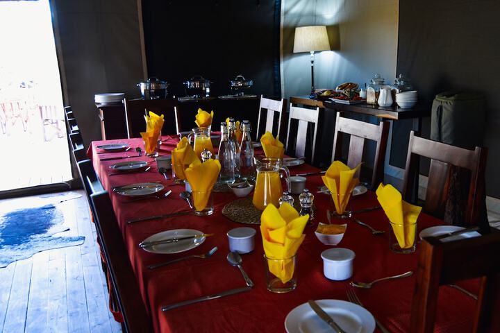 Dining 34 of 95