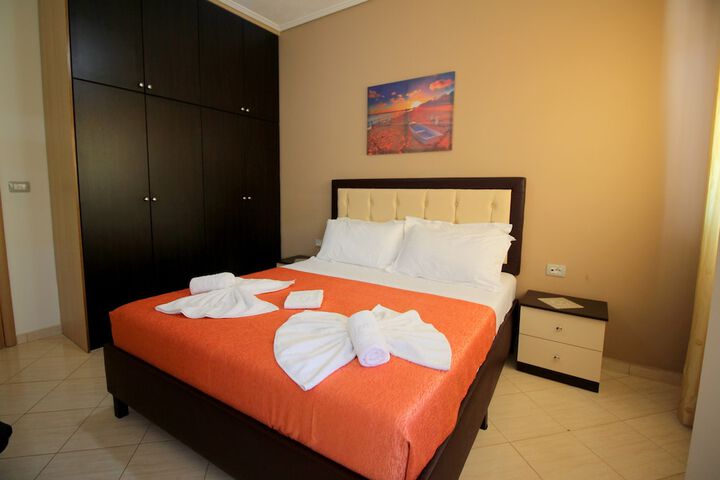 Room 42 of 58