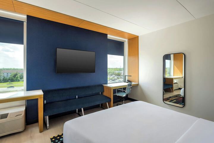 Room 10 of 41