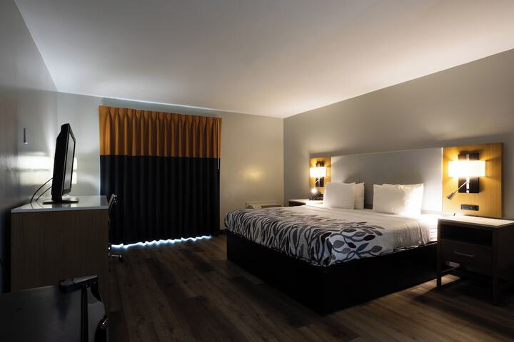 Room 43 of 56