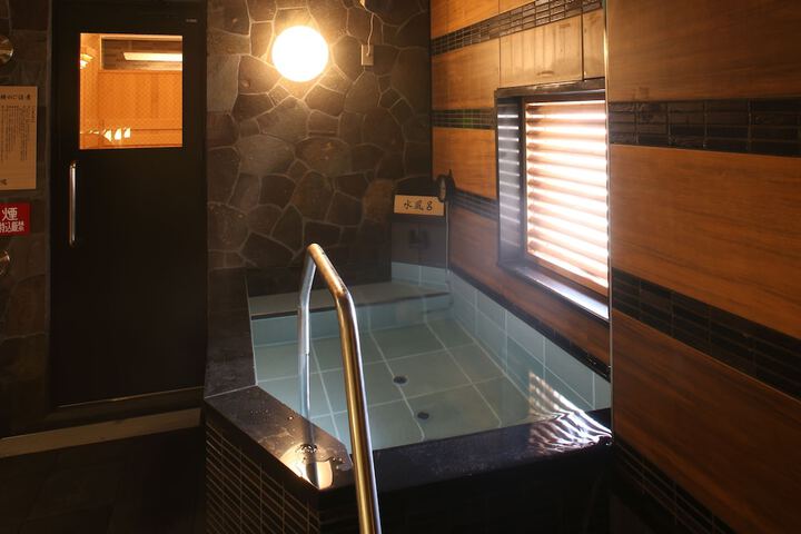Spa 47 of 104