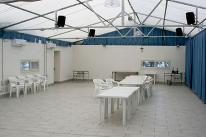 Room 9 of 29