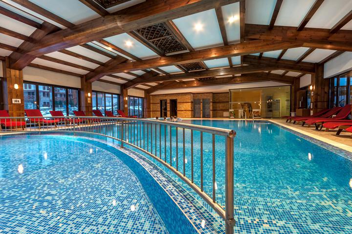 Pool 4 of 10