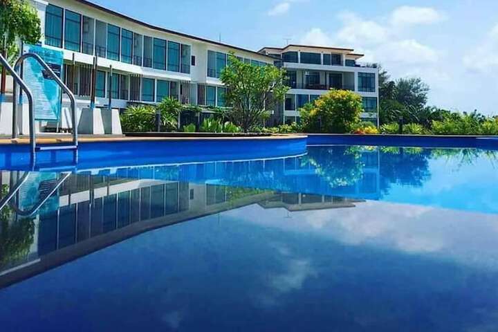 Pool 39 of 107