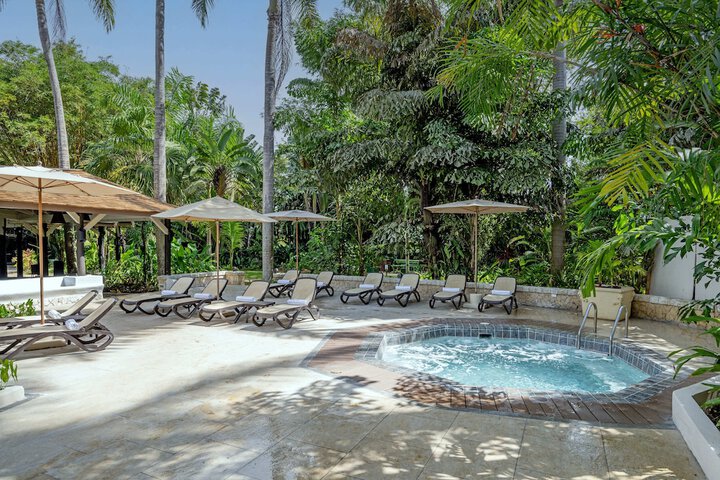 Pool 20 of 69