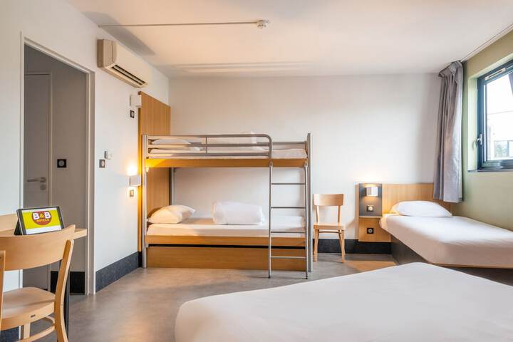 Room 20 of 66
