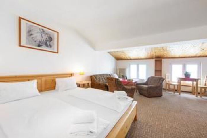 Inside Room Photo