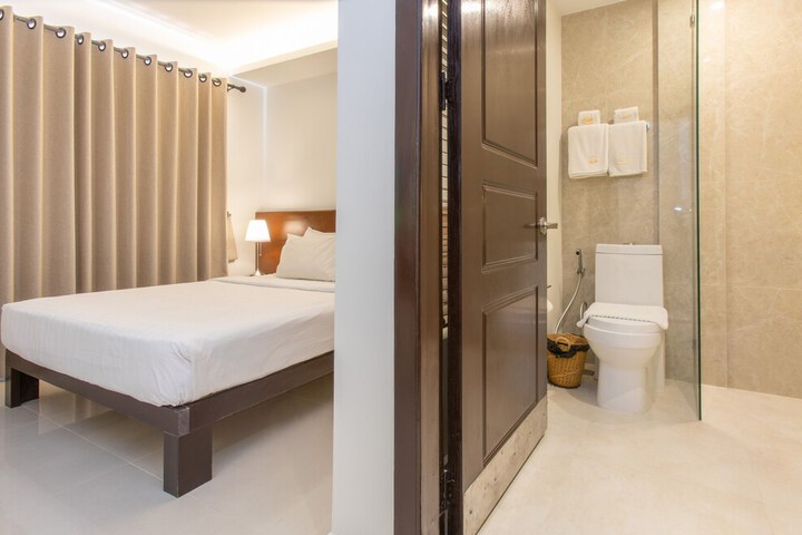 Room 28 of 110