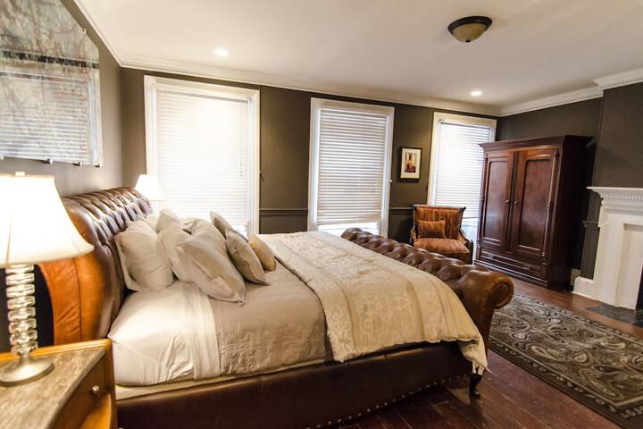 Room 4 of 69