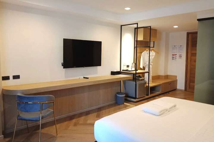 Room 14 of 31