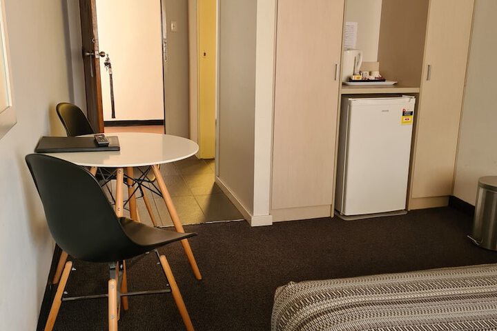Room 28 of 48