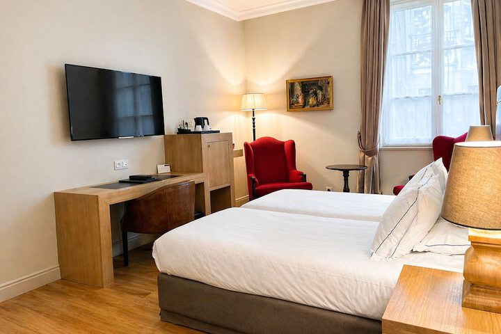 Room 20 of 105