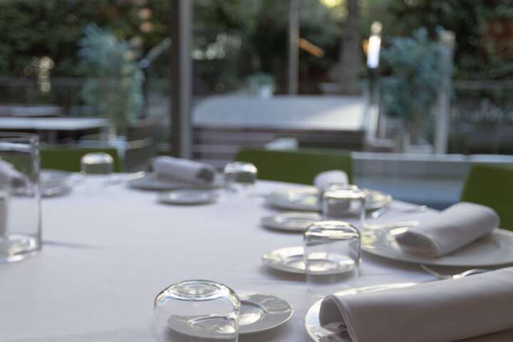 Dining 58 of 82