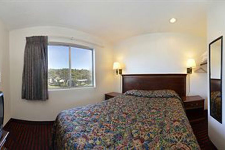 Room 22 of 62