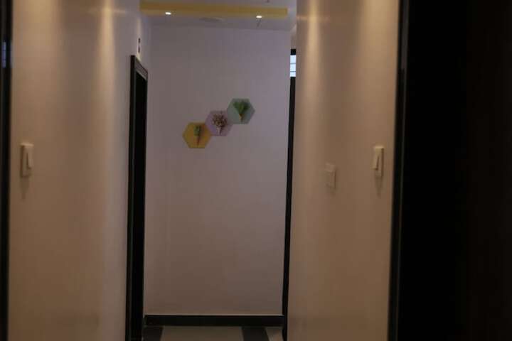 Ballroom/Hall 34 of 44
