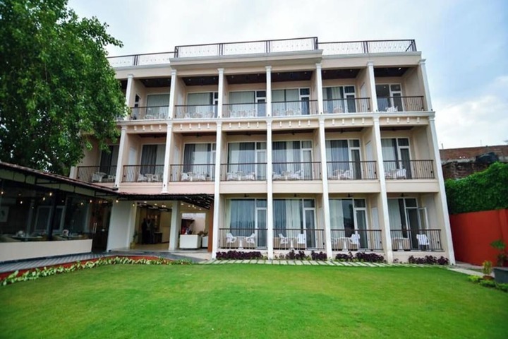 Hotel Aviral Ganga
