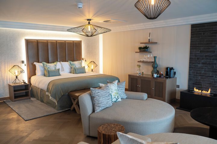 Room 21 of 61