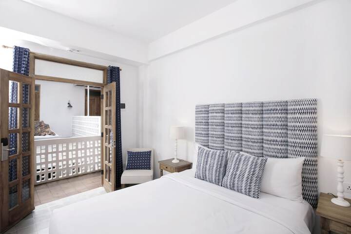 Room 12 of 62