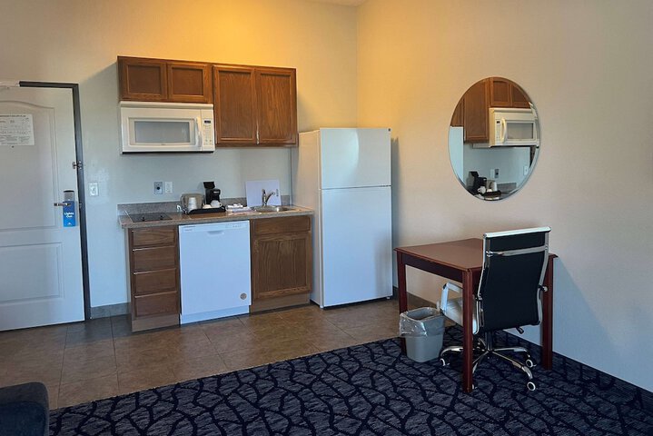 Room 21 of 40