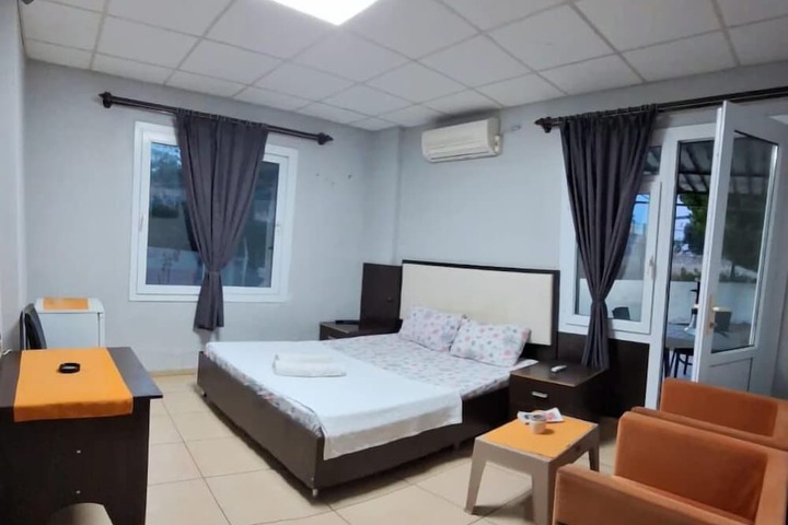 Room 3 of 14