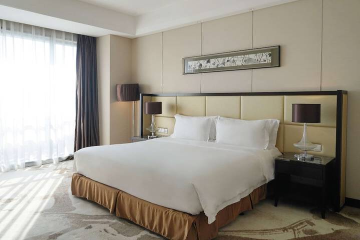 Room 14 of 44