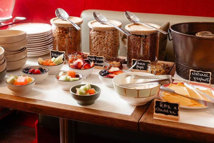 Breakfast/Coffee Service 65 of 74