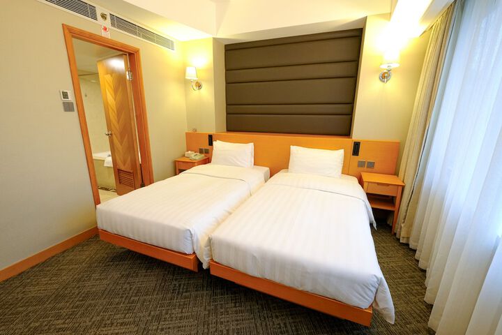 Room 25 of 67
