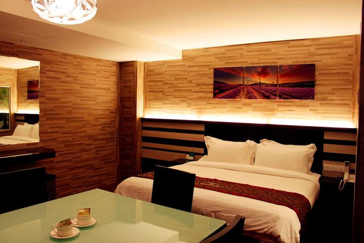 Room 29 of 59