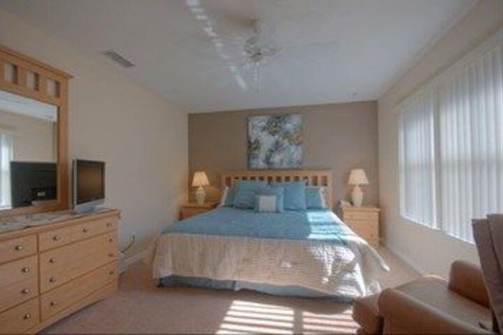 Room 6 of 20
