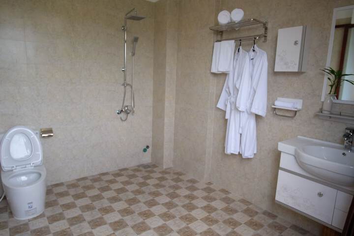 Room 22 of 40