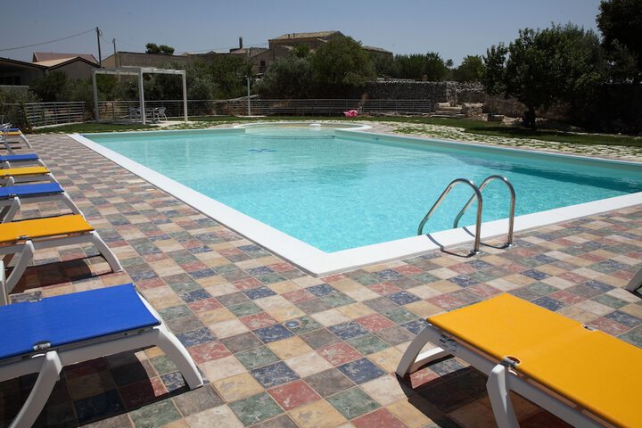 Pool Hotel