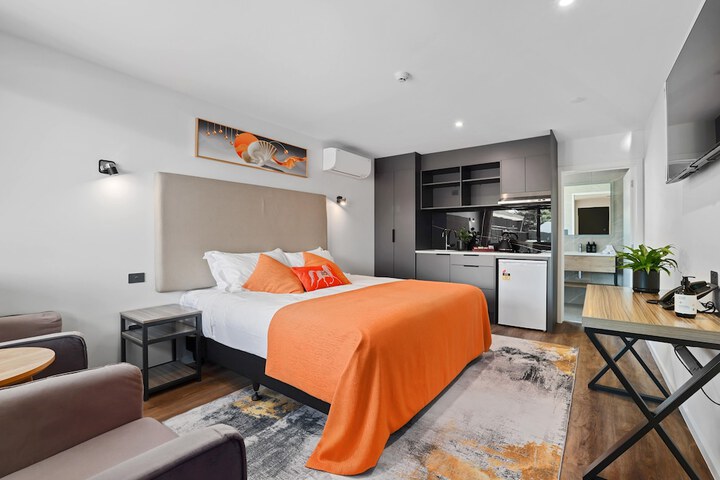 Room 3 of 30