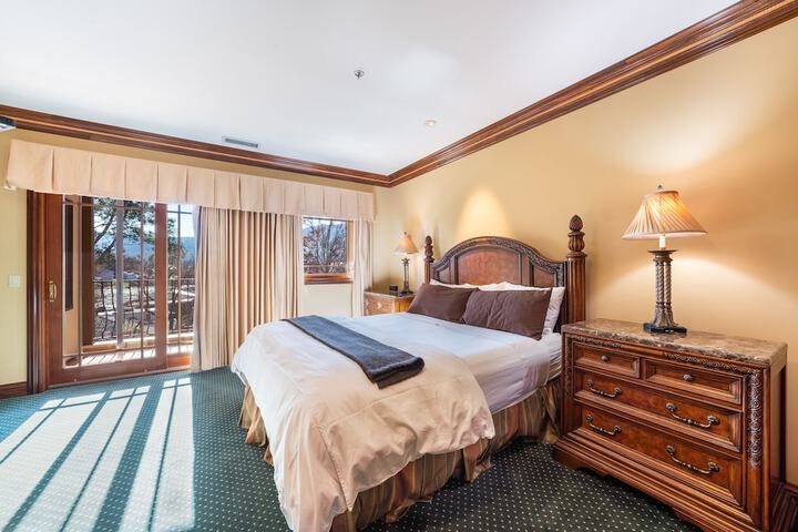 Suite King Size Bed (8 of 29)