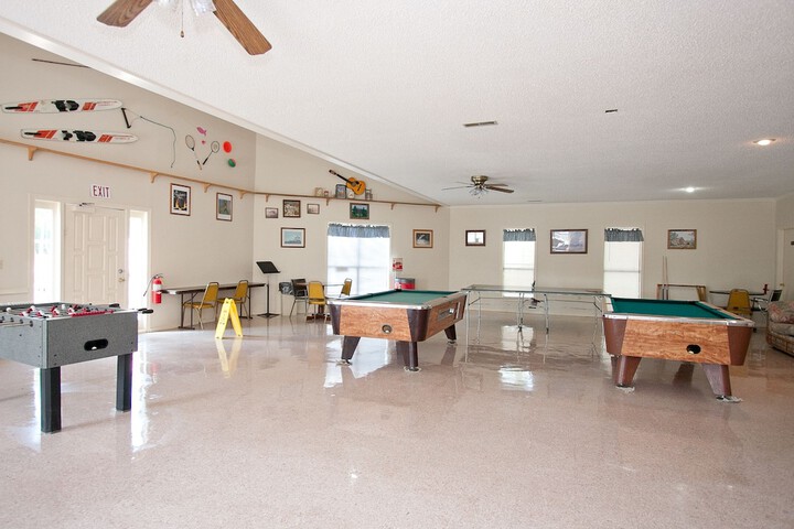 Room 14 of 21